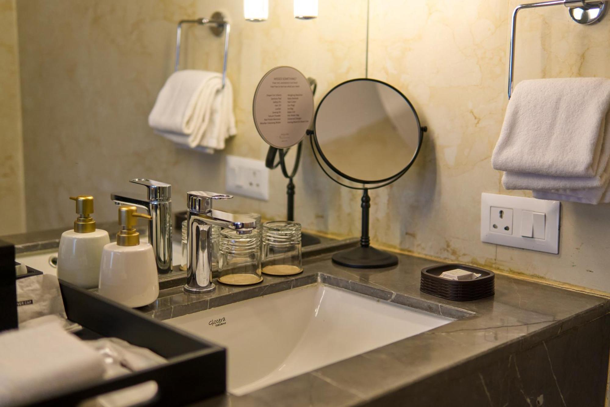 Shulem Boutique Hotel Dimāpur Dış mekan fotoğraf